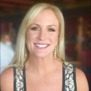 Meet your Posher, Catherine